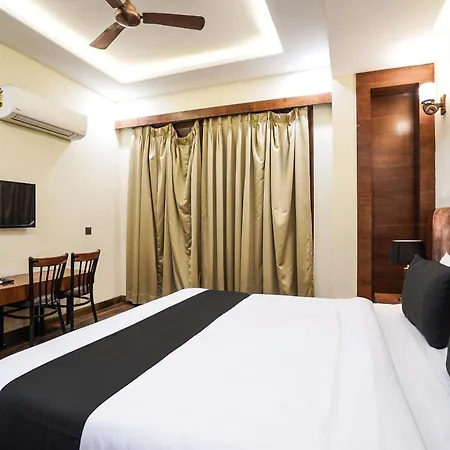 Hotel Emerald